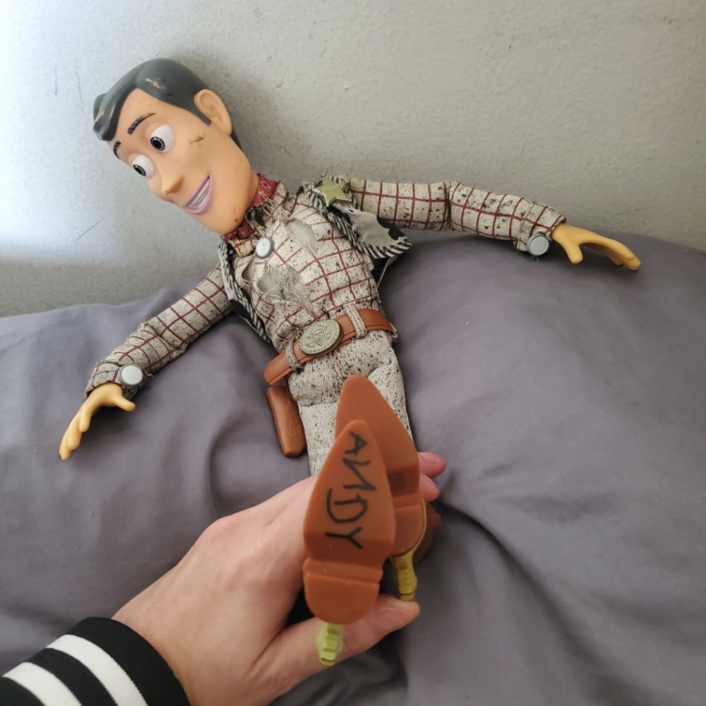 COPY - Vintage 1995 pull string Woody posable doll used